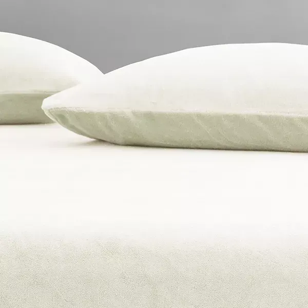 Nova Home WarmFit Winter Microfleece Fitted Sheet Set - Queen - 3 Pcs - Ivory (Available in Sizes) product thumbnail 3
