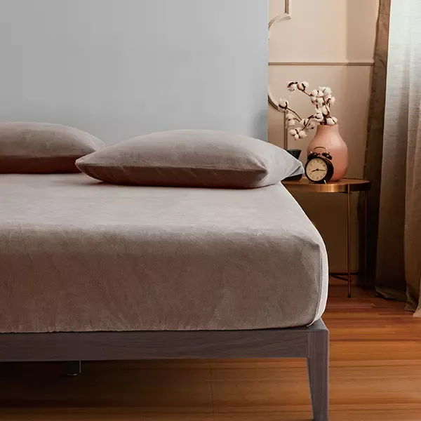Nova Home WarmFit Winter Microfleece Fitted Sheet Set - King & Super King - 3 Pcs - Moka (Available in Sizes) product thumbnail 5