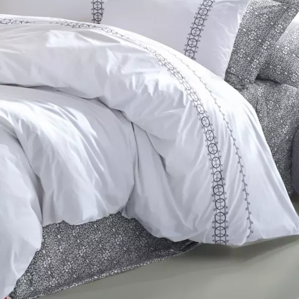 Nova Home Paola Embroidered Duvet Cover Set - 100% Cotton - King & Super King - 6 Pcs - Grey product thumbnail 3