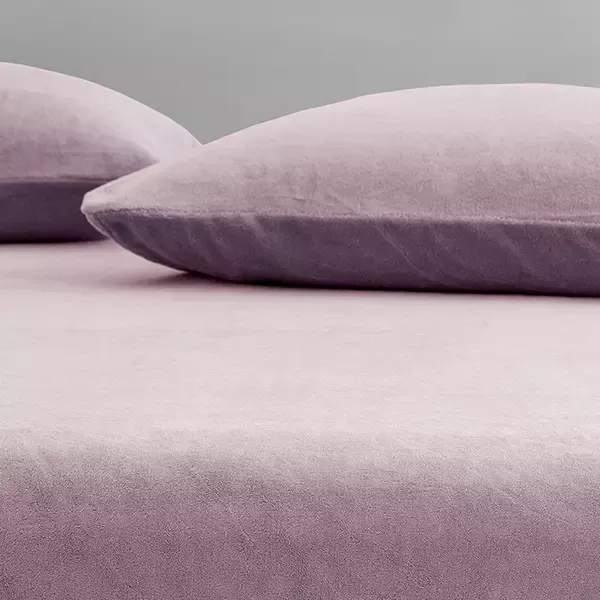 Nova Home WarmFit Winter Microfleece Fitted Sheet Set - King & Super King - 3 Pcs - Purple (Available in Sizes) product thumbnail 3