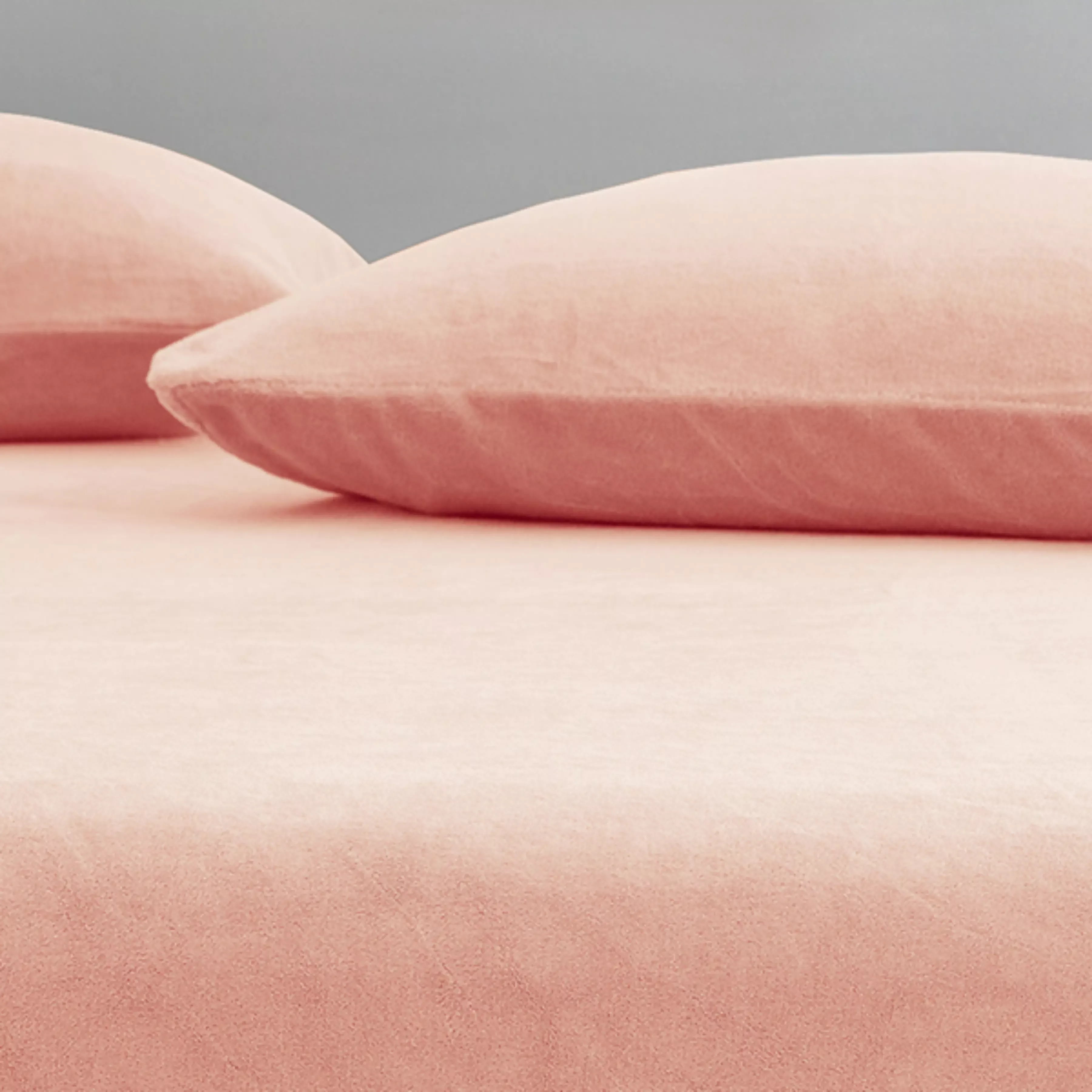 Nova Home WarmFit Winter Microfleece Fitted Sheet Set - Queen - 3 Pcs - Rose (Available in Sizes) product thumbnail 3