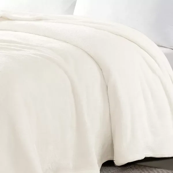 Nova Home Silky Blanket - King & Super King - White product thumbnail 4