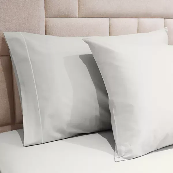 Fieldcrest Plain Fitted Sheet Set - 100% Cotton - 220 Thread Count - King & Super King - 3 Pcs - White product thumbnail 4