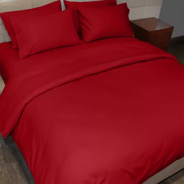 Fieldcrest Plain Duvet Cover - 100% Cotton - 220 Thread Count - Red (Available in sizes)